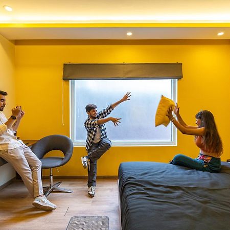 The Hosteller Bangalore, Brigade Road Buitenkant foto